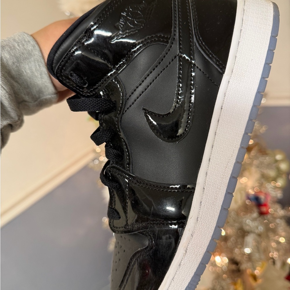 Jordan Black Athletic Shoes